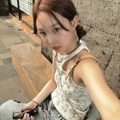 郑逸晨